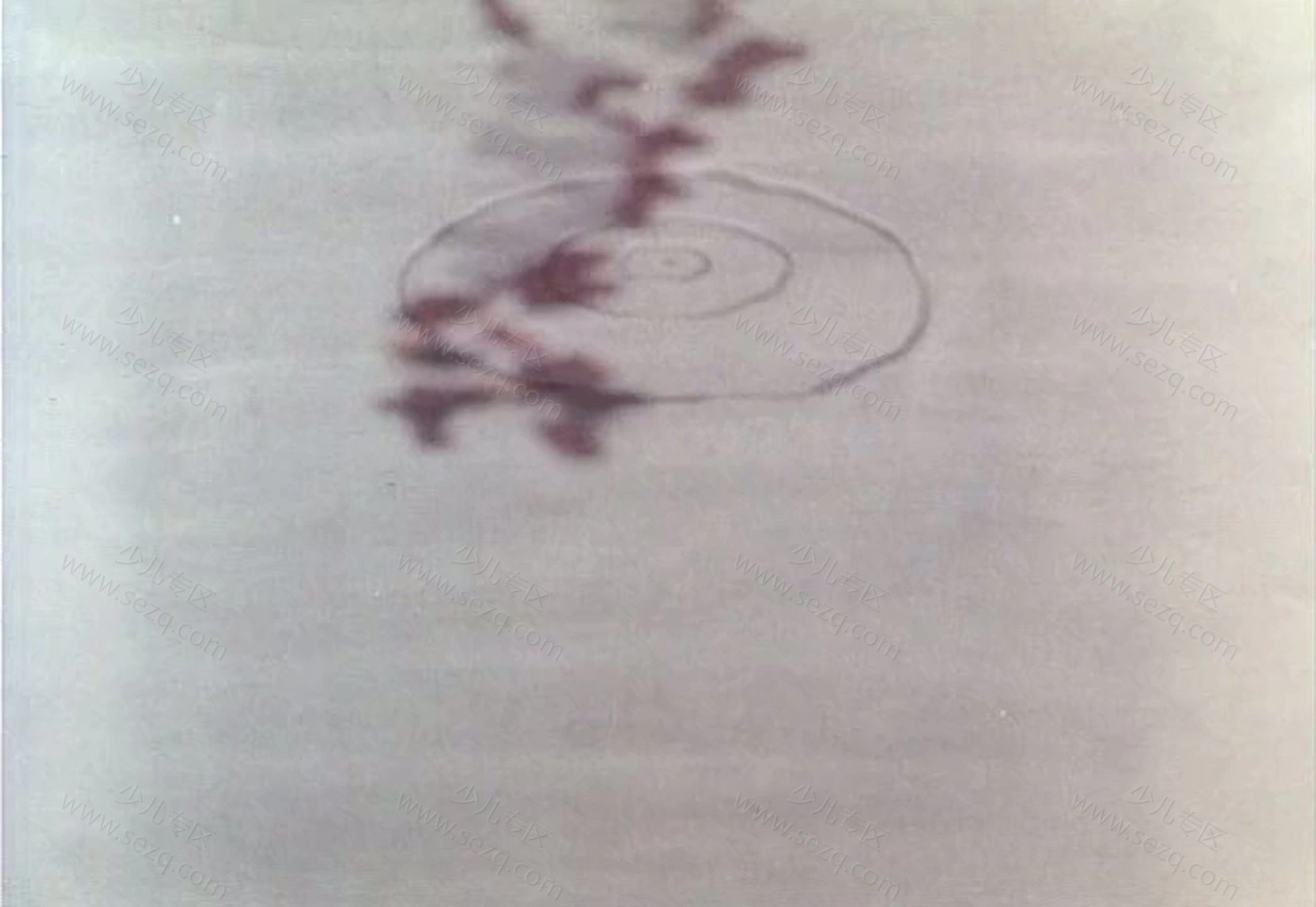 鹿铃的剧照截图8