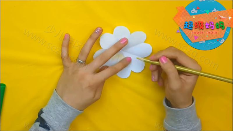 超级妈妈手工篇的剧照截图1