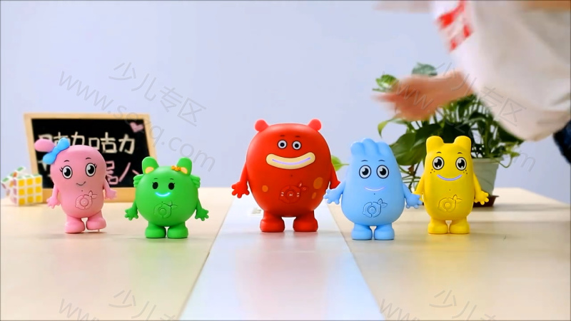 咕力咕力机器人的剧照截图4