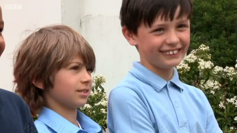 人体是如何工作的和修复 Operation Ouch 儿童版的剧照截图2