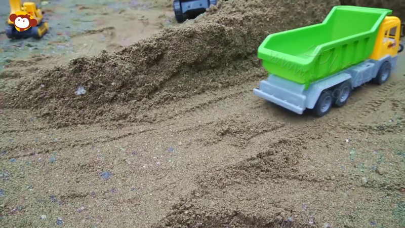 汽车世界之工程车大救援的剧照截图3