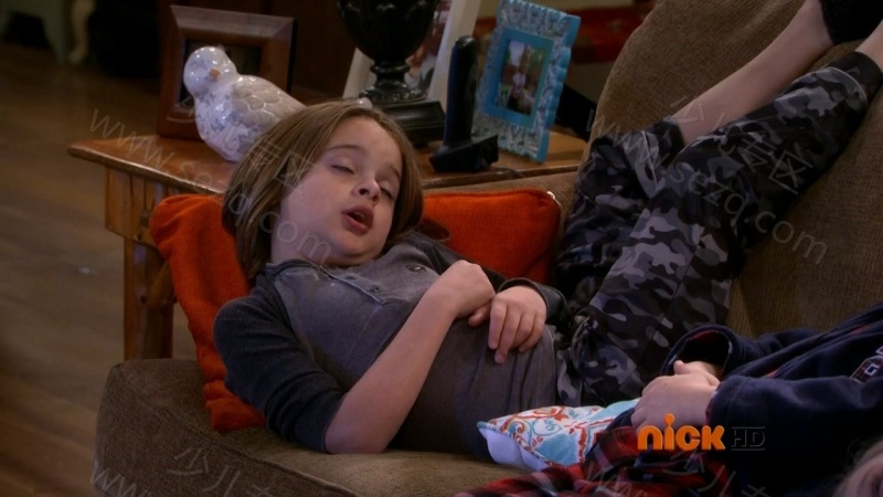 家有四宝的剧照截图4