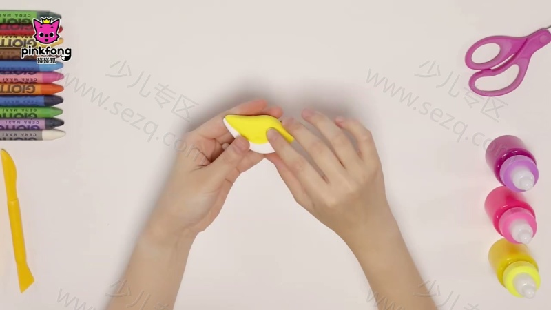 碰碰狐儿歌之彩泥系列的剧照截图2