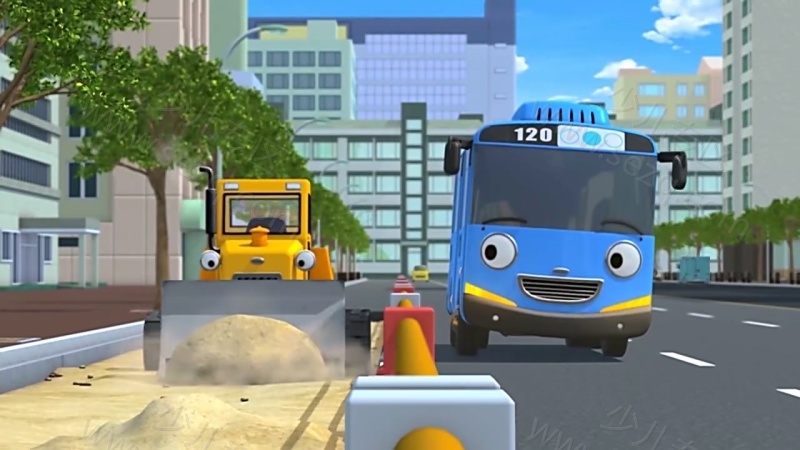 小公交车太友的剧照截图2