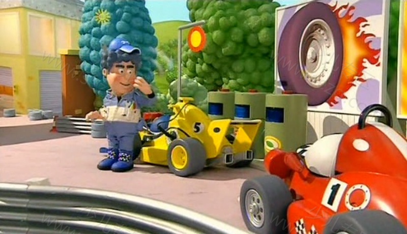 赛车小劳瑞的剧照截图3