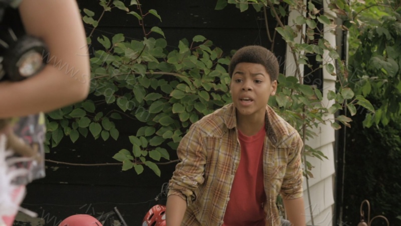 安妮与机器人的剧照截图7