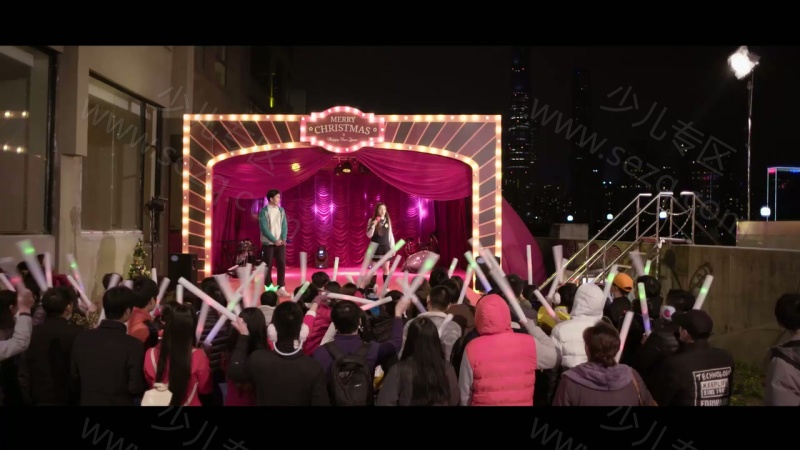 Rebekah快乐歌舞团的剧照截图6