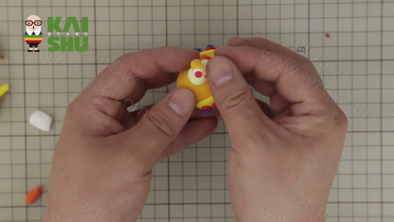 小小雕塑家创意粘土课的剧照截图3