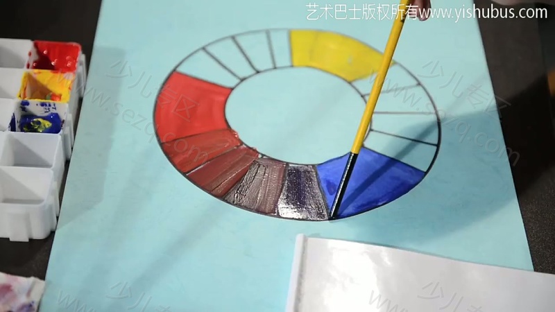 小朱老师教美术的剧照截图3