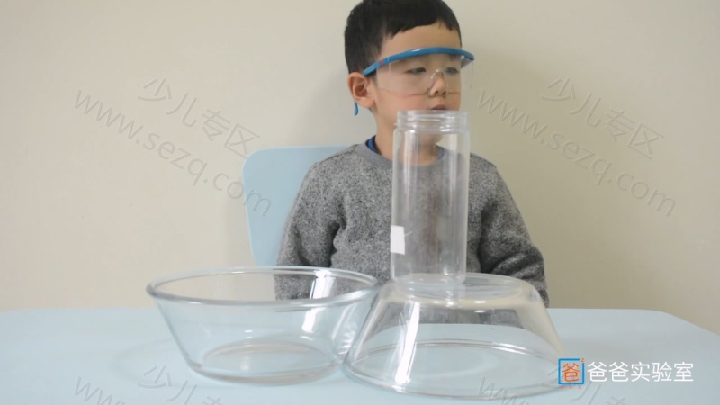 爸爸实验室的剧照截图3