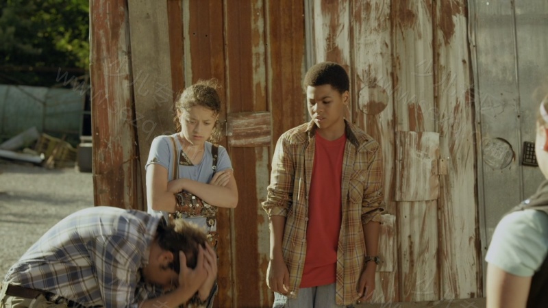 安妮与机器人的剧照截图4